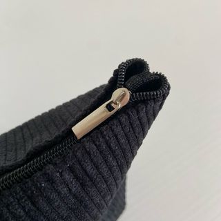 Pochette nera minimal 22x13x5 cm - Nuova