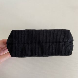 Pochette nera minimal 22x13x5 cm - Nuova