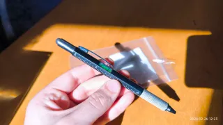 Bolígrafo multifunción 7 en 1