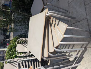 Sedie e tavoli da terrazzo