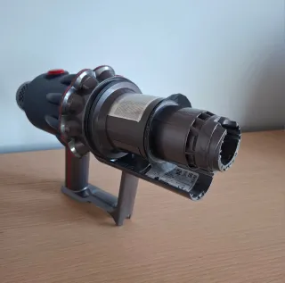 Aspirapolvere Dyson V12 guasto