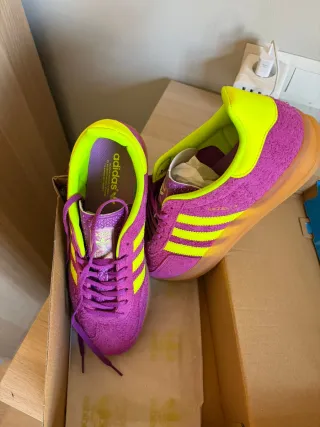 Adidas Gazelle Morado y Amarillo