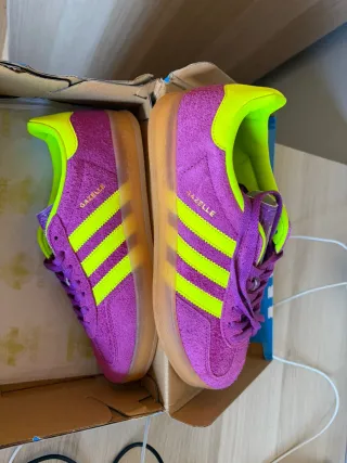 Adidas Gazelle Morado y Amarillo