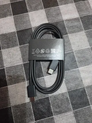 Samsung Galaxy s25 512Gb + fundas + protectores