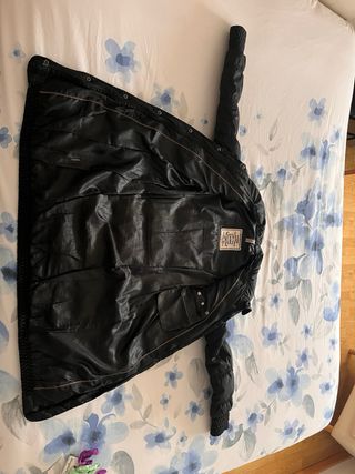 Plumas Mango Negro Talla S