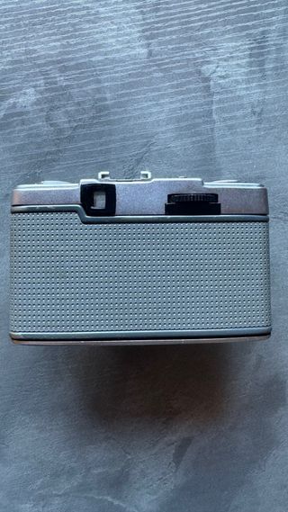 Fotocamera analogica Olympus PEN EES2