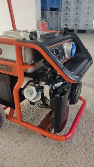 Generador, grupo electrógeno.