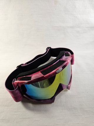 Gafas de esquí coloridas