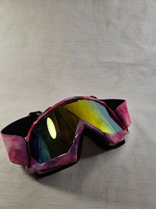 Gafas de esquí coloridas