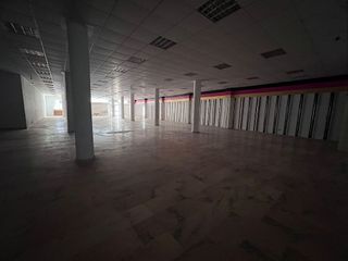 Local comercial en venta en Centro - Doña Mercedes en Dos Hermanas