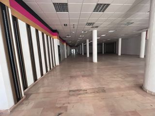 Local comercial en venta en Centro - Doña Mercedes en Dos Hermanas