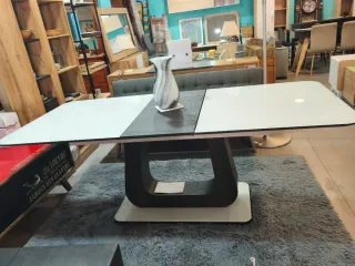 Tavolo da pranzo estensibile in vetro e legno