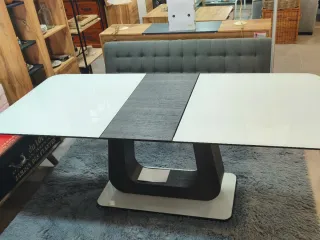 Tavolo da pranzo estensibile in vetro e legno