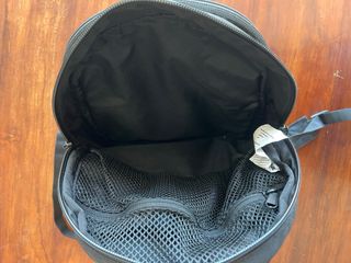 Mochila Dakine Essentials Mini 7L Negra