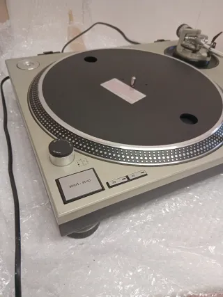 Technics SL-1200MK2 Tocadiscos (2)