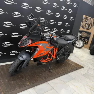 KTM 1290 SUPER DUKE GT Gris/Naranja