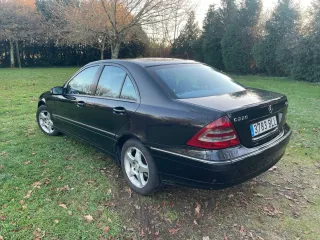 Mercedes-Benz Clase C 220 CDI avantgarde.