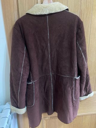 Abrigo piel marrón