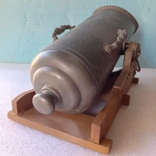 Porta bottiglia peltro con base legno