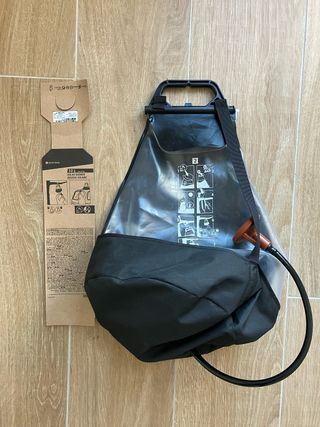 Ducha solar Quechua 10L