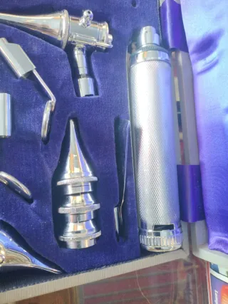 Otoscopio Médico Completo Made in England