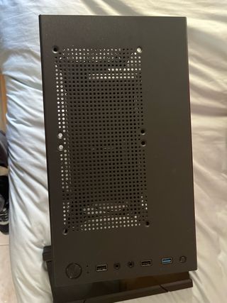 Caja Ordenador Negra