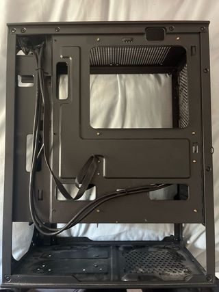 Caja Ordenador Negra