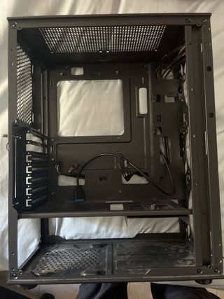 Caja Ordenador Negra