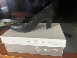 Zapatos DESIREE Negros Tipo Azafata
