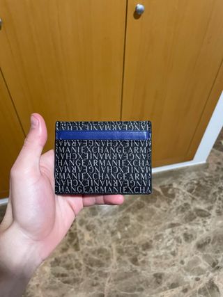 Tarjetero Armani Exchange Negro y Azul