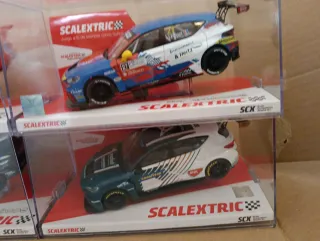 Lote 4 Coches Scalextric SCX