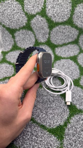 Apple Watch Ultra 2 49mm - Batt 100% PERFETTO