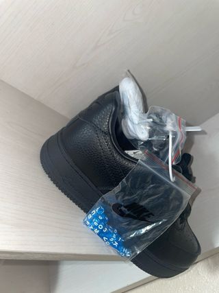 Nike Air Force 1 Negras