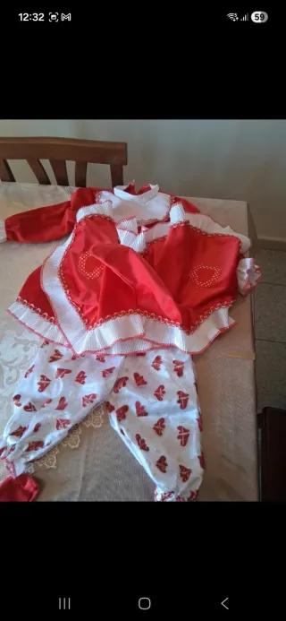 Cappellino Rosso Pegasus tg 7/9 mesi
