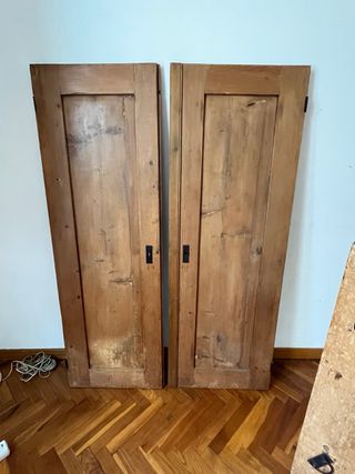 Guardaroba in legno rustico