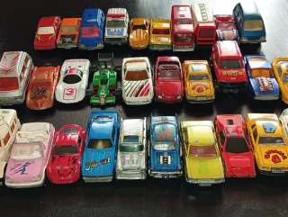 Lotto 30 Macchinine Giocattolo