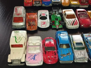 Lotto 30 Macchinine Giocattolo