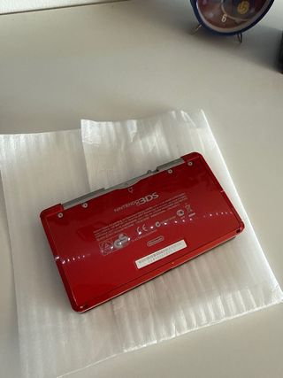 Nintendo 3DS Metallic Red