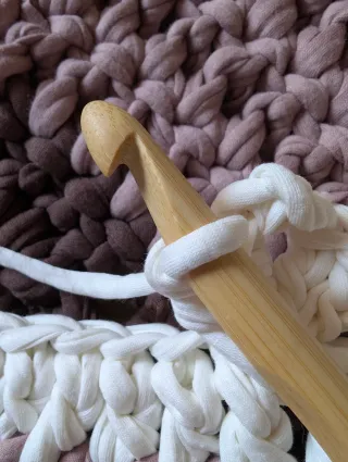 Alfombra ganchillo trapillo algodón redonda