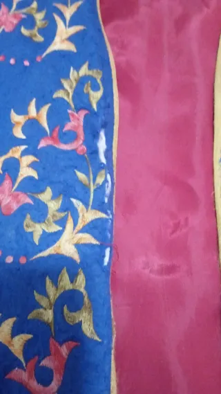 Chaleco bordado azul y rojo Realistas para tirador