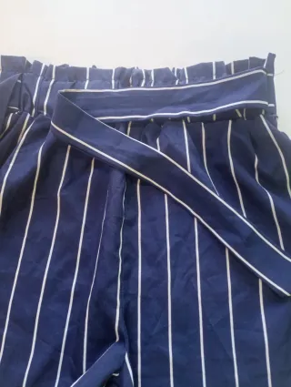 Shorts de chica a rayas