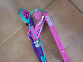 Patinete Oxelo niña rosa, morado y verde con freno