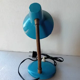 Lampada da tavolo blu