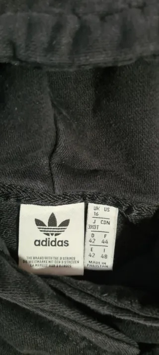 Sudadera Adidas Negra con Logo