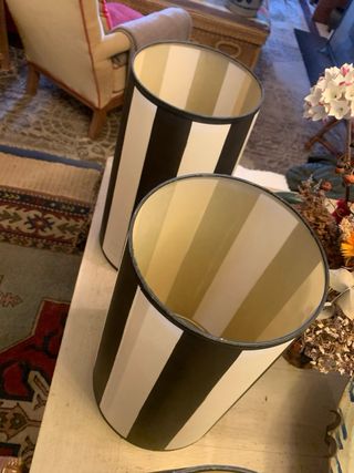 Pantallas de lámpara de sobremesa a rayas