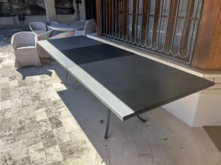 Mesa extensible exterior marca UNOPIU