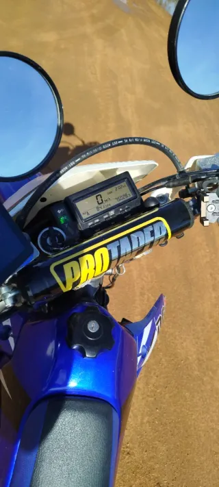 Suzuki DRZ400S Enduro Moto Azul/Blanca