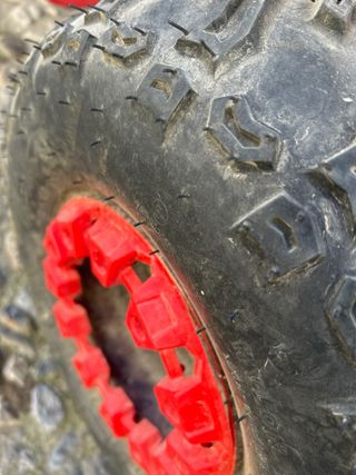 Quad infantil nuevo, solo tiene polvo.