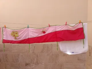 Cuna de madera marca Tramas