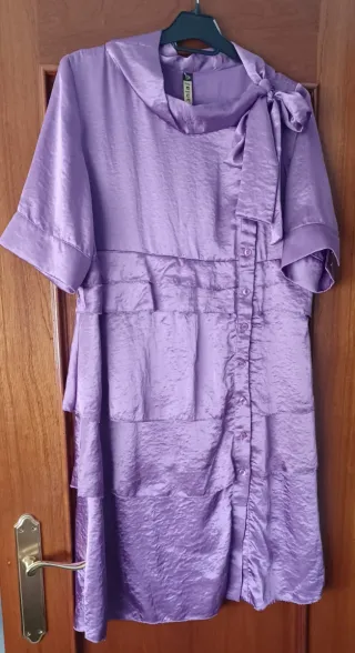Vestido morado talla 48 sin estrenar